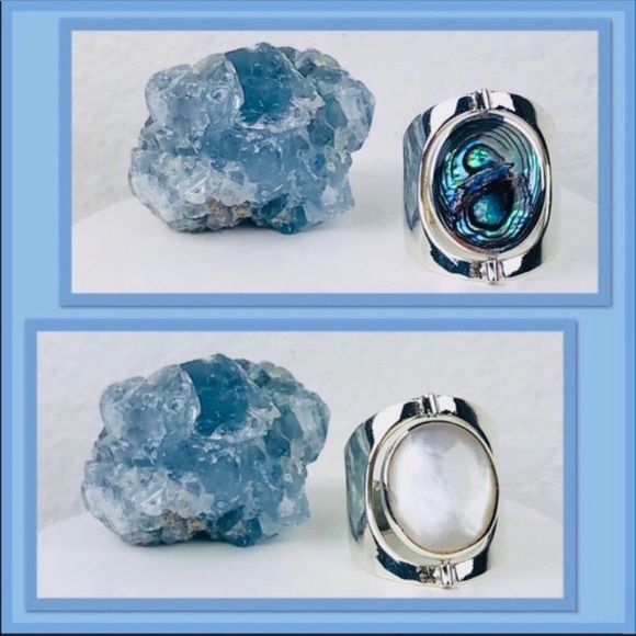 925 Jewelry - NWOT GORGEOUS STERLING AND SHELL FLIP RING